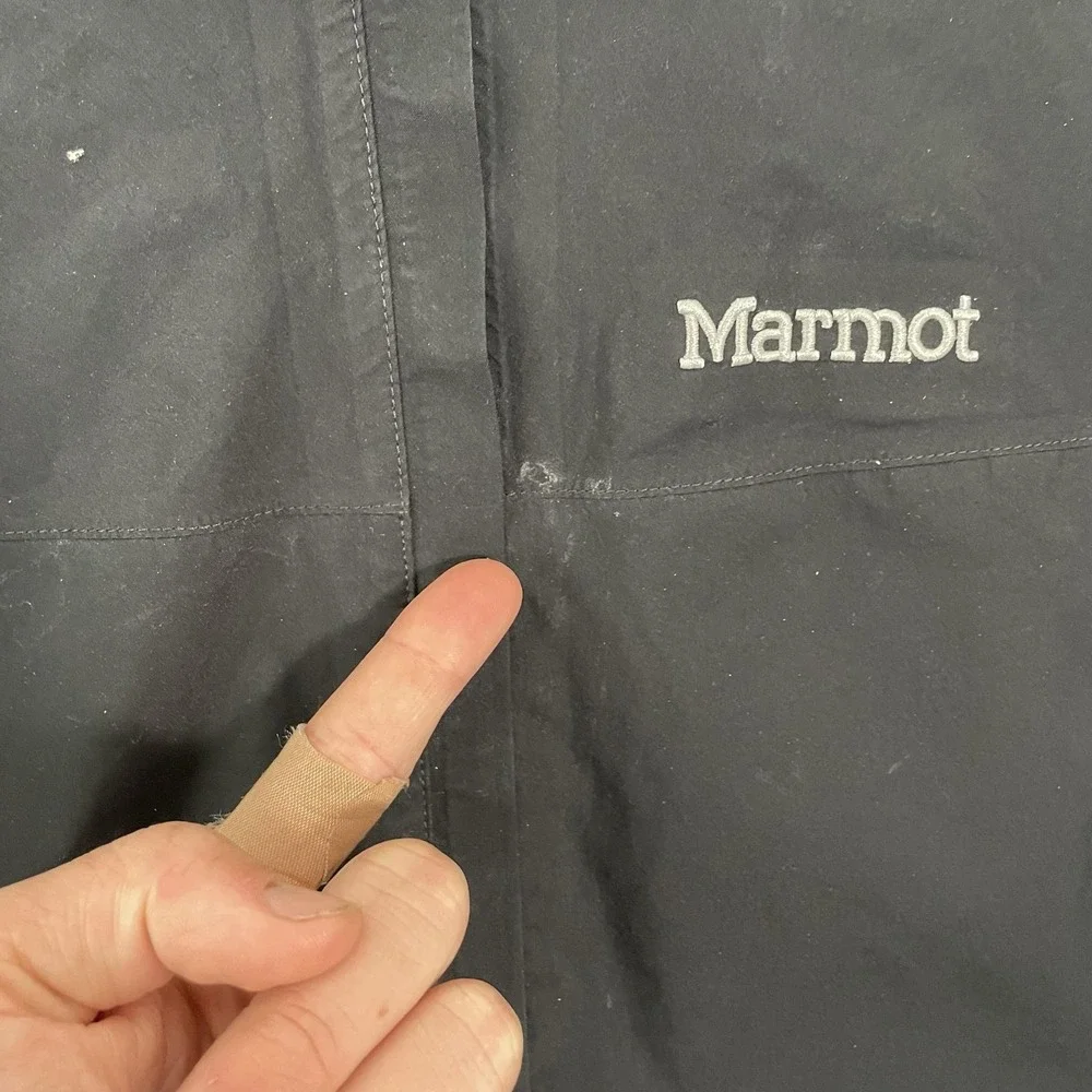 Marmot Jacket Mens Small Black Gore-Tex Hooded Waterproof Rain Shell Hiking